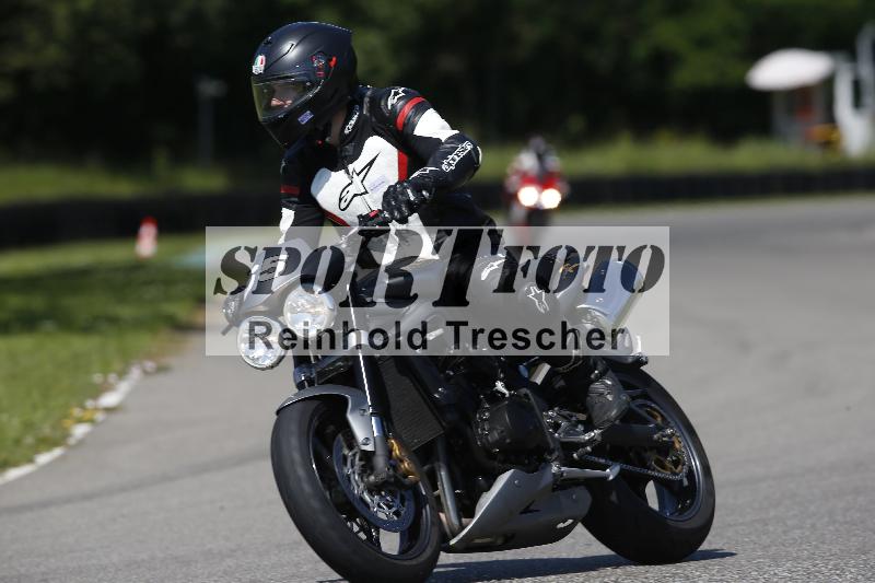 /Archiv-2024/29 12.06.2024 MOTO.CH Track Day ADR/Gruppe blau/65